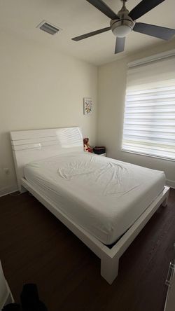 3 Pieces Neiva Bedroom Set - WHITE GLOSSY (MATTRESS INCLUDED)