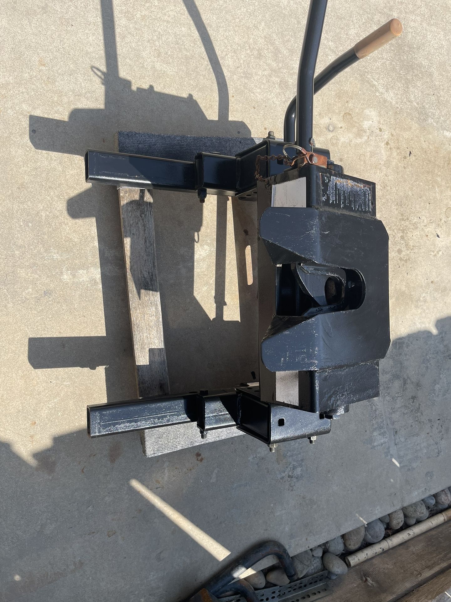 16 K Fifth Wheel Slider Hitch 