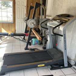Gold gym treadmill