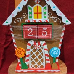 Gingerbread House Christmas Count Down Calender