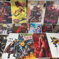 Marvel EXCLUSIVE comic Books 