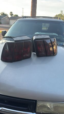 99-04 mustang tailights