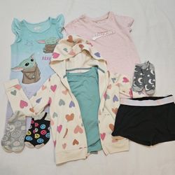 Girls Clothes 