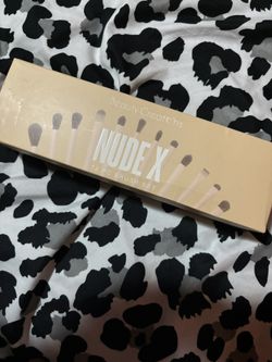 Nude x brush set beauty creations 