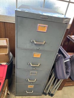 Power tool hand tool storage cabinet