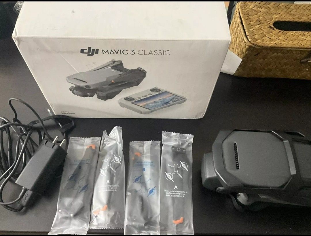 DJI MAVIC 3 CLASSIC