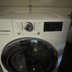 Kenmore Washer & Dryer Front Load Elite With Steam & A Free Hose 