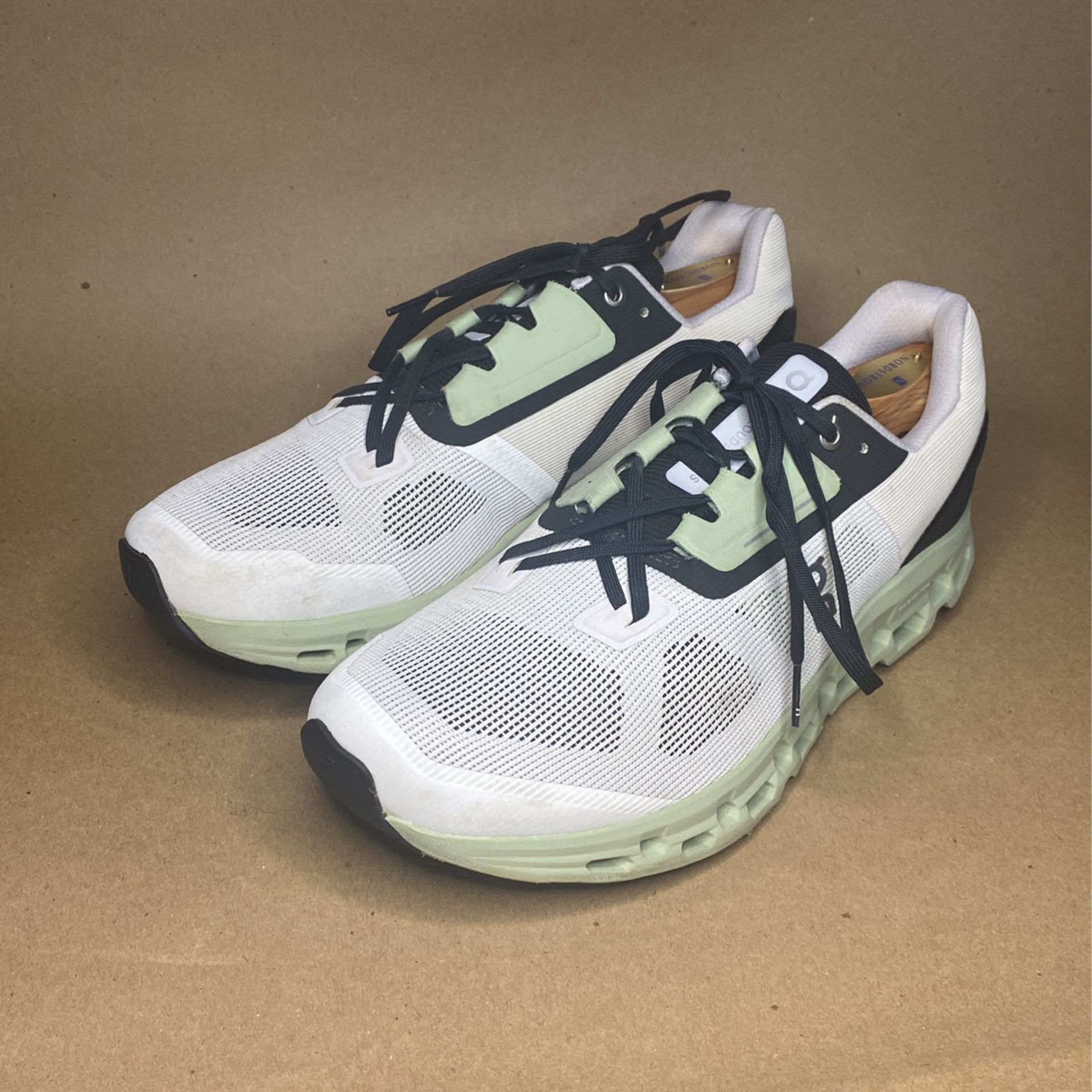 On Cloudstratus Men Size 12 Gray Green White Light Running Shoes Cloudhorizon Waterproof On Running Shoes Green Men main image 2