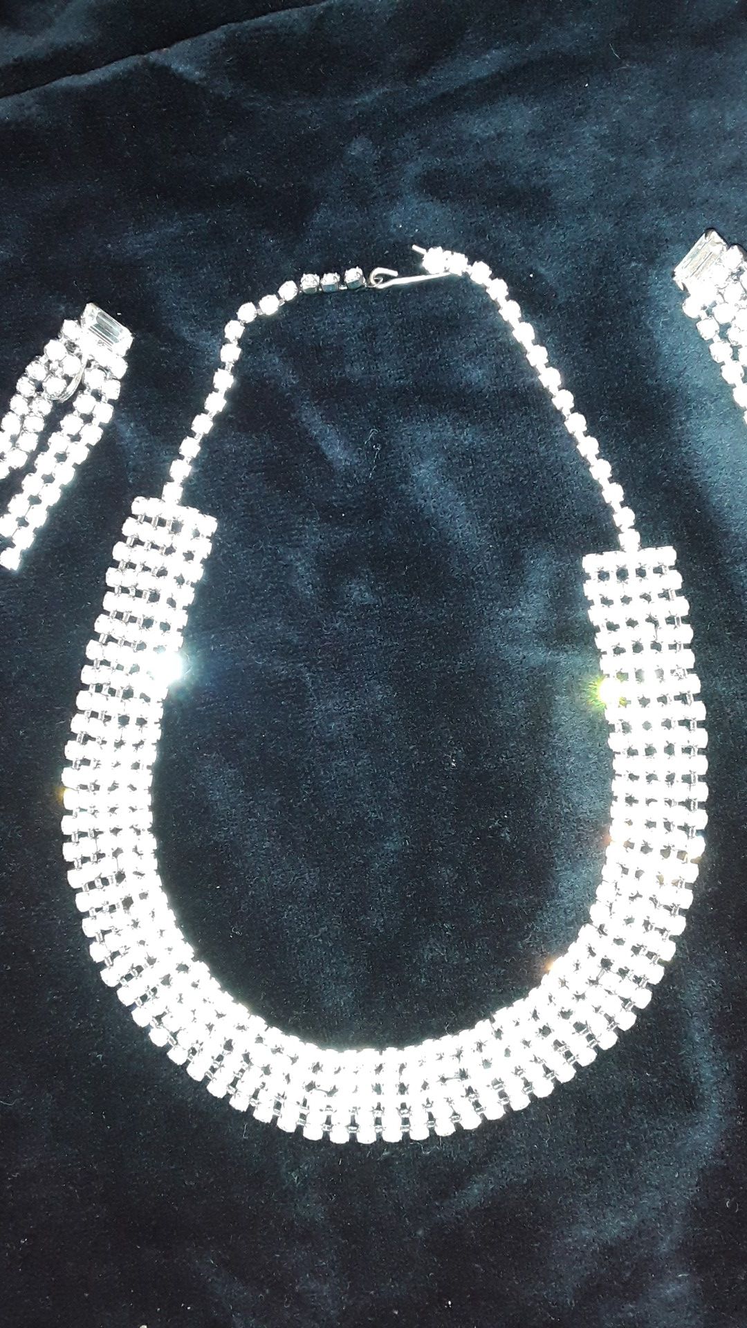 Beautiful rhinestone of vintage necklace and earrings