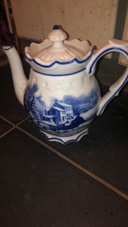 Vintage Tea Pot 