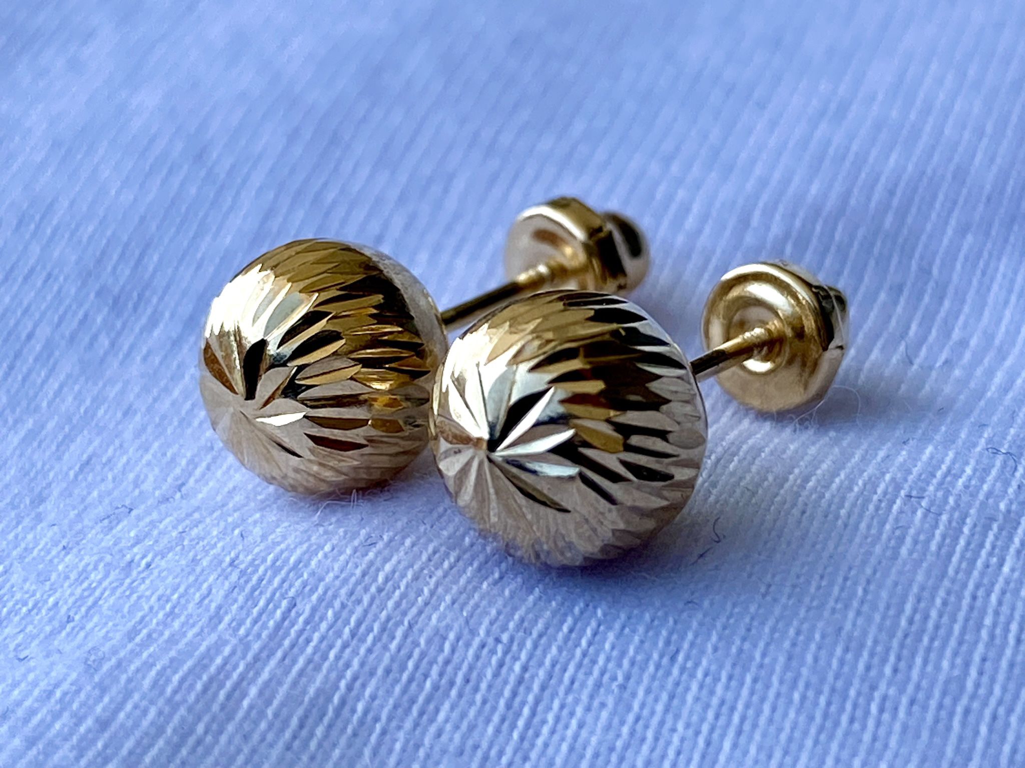 18k solid real Gold earrings: diamond cut ball earrings • screw back