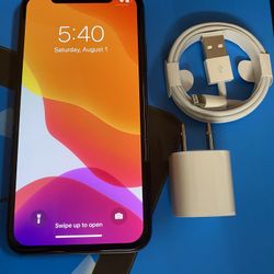 Factory unlocked apple iphone X 64 gb, store warranty! 