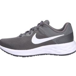 Size 12 Men's  Nike REVOLUTION 6 Men's Trainers by Running Shoe  Brand New