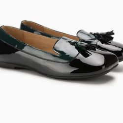 Empress: SQUARE TASSEL LOAFER green