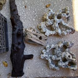Aquarium Items