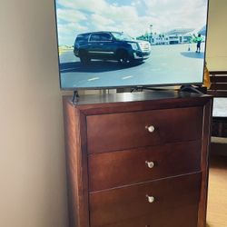 Dresser And Tv