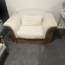 Free chair! you come pick up
