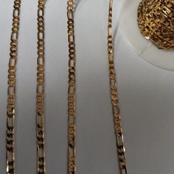 Figaro. Electro Plated Gold Chain. / Figaro. Cadena En Baño De Oro.
