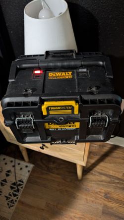 DeWalt tough system 2.0