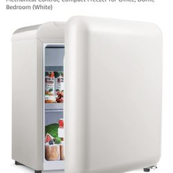 Quiet Mini Fridge *like new