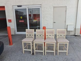 High top table with 4 chairs