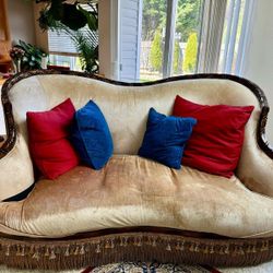 Sofa , Love Sear .and Chair Good Conditionno Pets