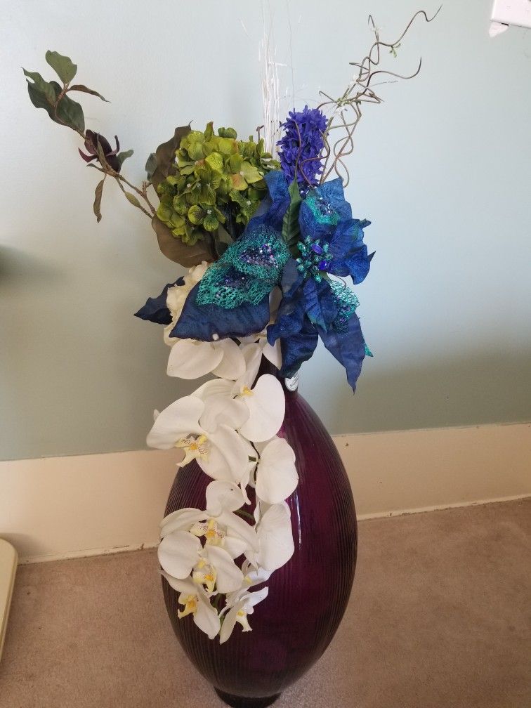 Artificial Flowers And Vase 