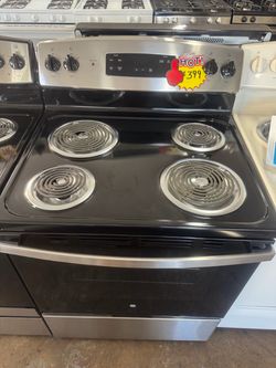 USED GE ELECTRIC STOVE
