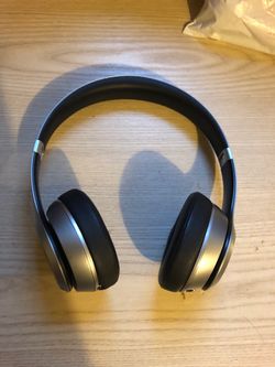 Beats solo 2 wireless special edition