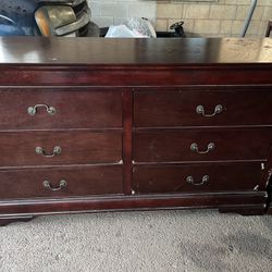 dresser and night stand 