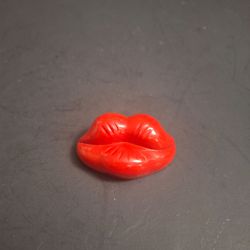 Vintage Ruby Red Kissy Lips 3D Plastic Brooch Pin