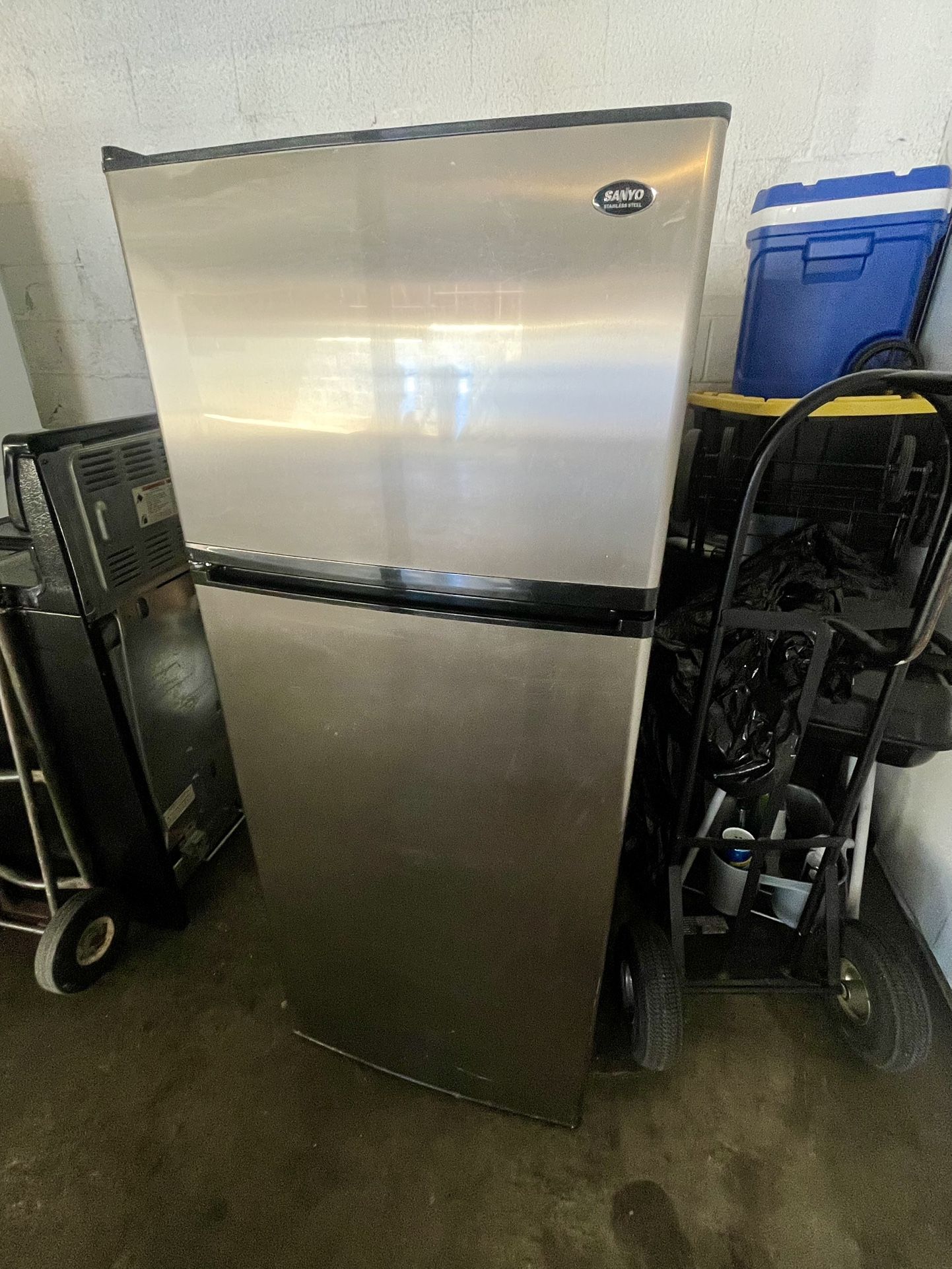 Small Refrigerator