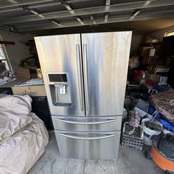 Samsung refrigerator works