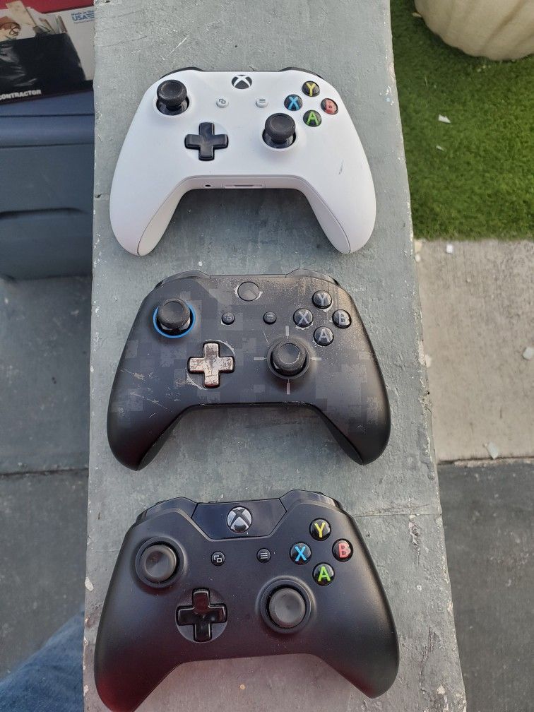 Xbox One Controllers for Sale in Princeton, FL OfferUp