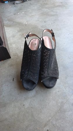 Shoes 9.5