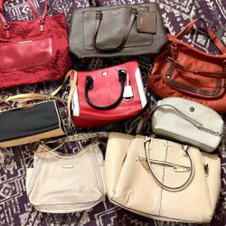 Mixed Handbag Lot: Guess, Tommy Hilfiger, Michael Kors