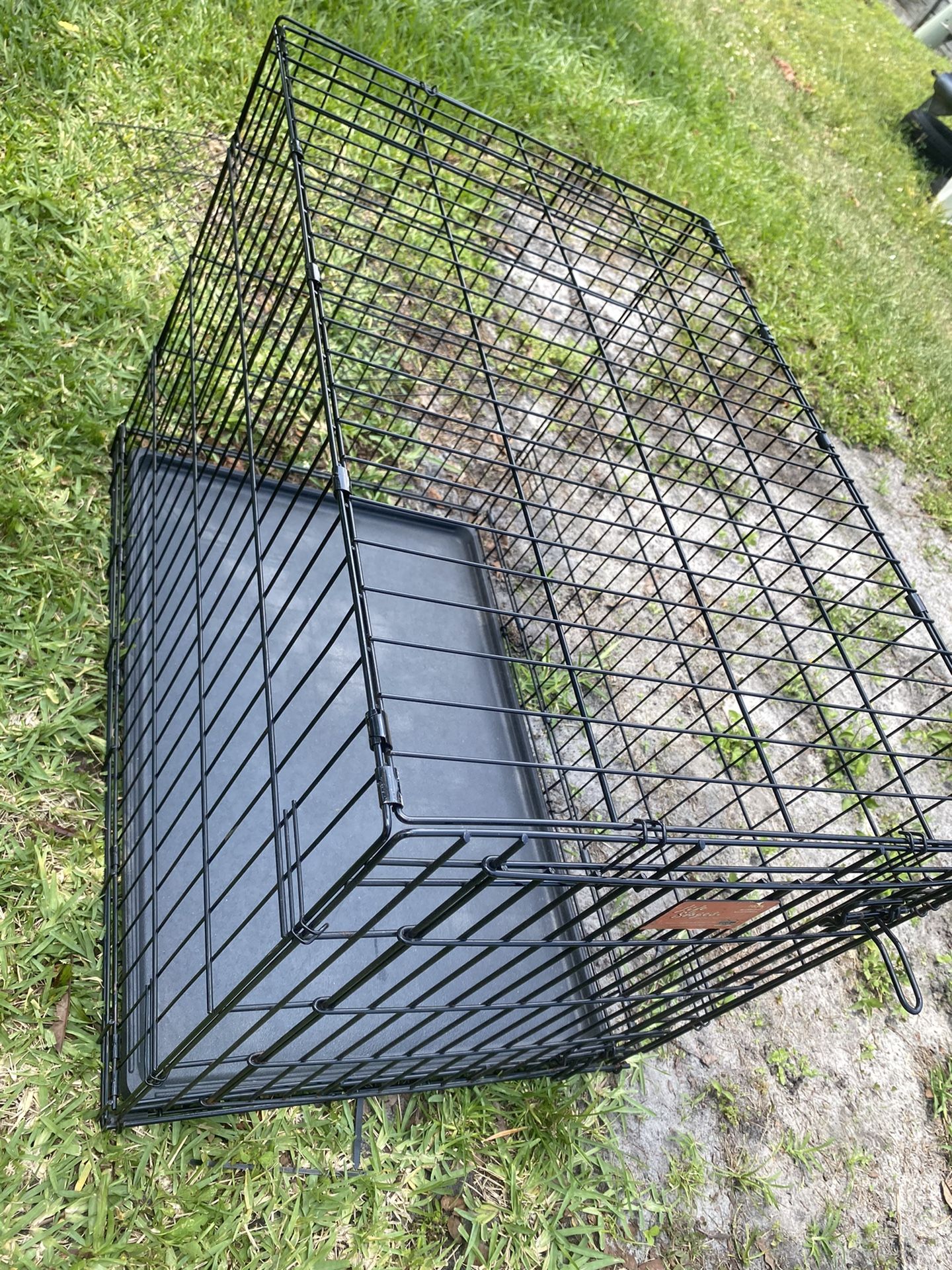 Dog cage / Kennel