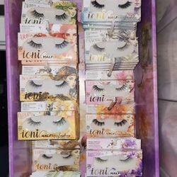 $45 65pcs Comes With Lash Holder