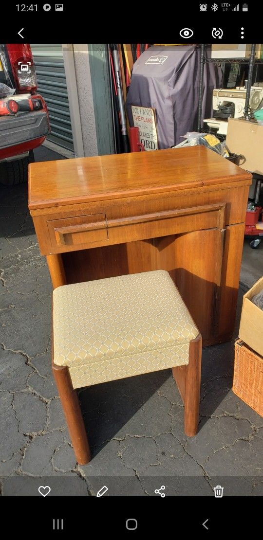 Vintage Singer Art Deco Cabinet #42
