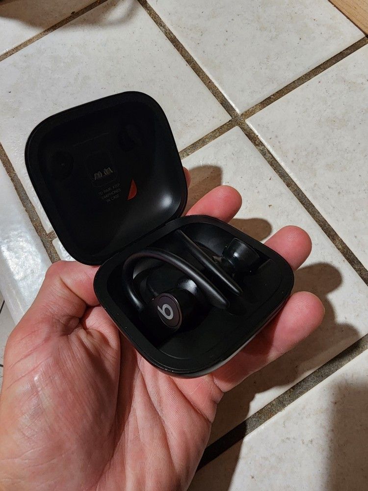 Used Beats Powerbeats Pro Wireless