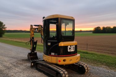 Caterpillar Mini 2005