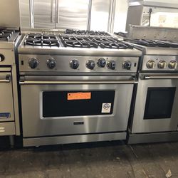 Viking 36” Wide Stainless Steel New Open Box Gas Range Stove 