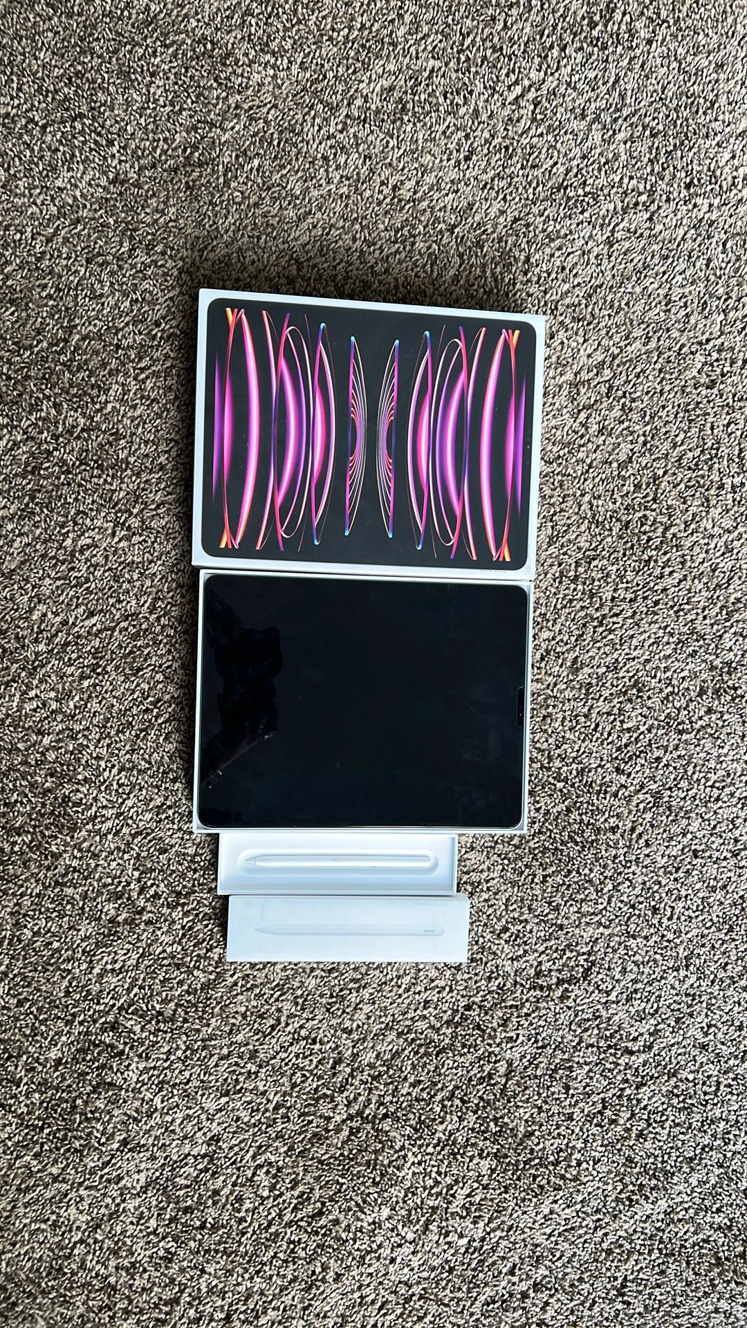 iPad 12.9’’ iPad Pro 6th Generation With Apple Pencil Included:)