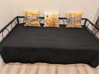 Black Metal Daybed Frame