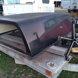 Chevrolet Square Body Truck Cap 6 Ft   Sun Visor Goes With It mes With Rubber  Boot To Make It A Crawl  Through Cab