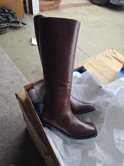 Knee high square toe boot