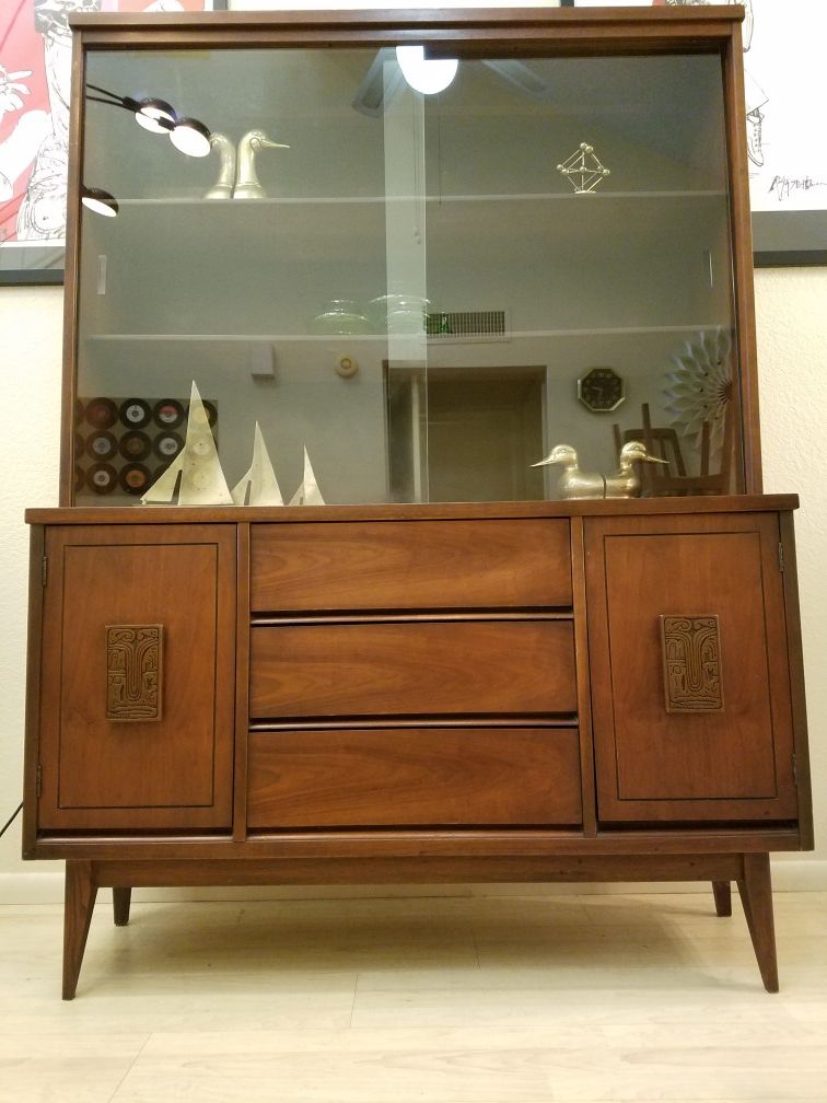 Mid Century Modern Bassett Mayan Walnut Hutch