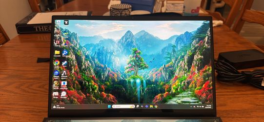 Asus Zenbook Pro Laptop. Great For Gaming And Digital Art Or Music Production