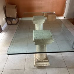 Free Table With Stand