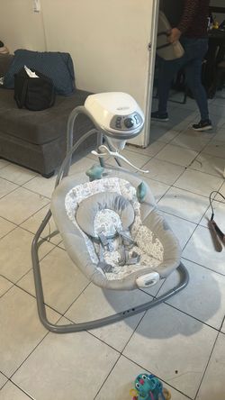 Baby swing